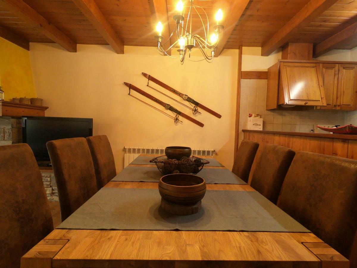 Apartamento Aneto Les Bordes Exteriör bild